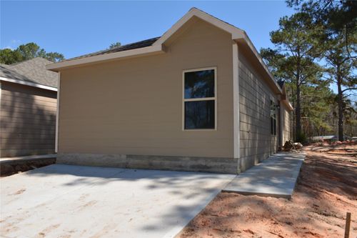 9650 Warm Spg, Willis, TX, 77318-7678 | Card Image