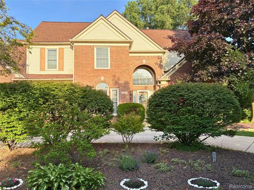 6028 Meadowview Dr, Canton, MI, 48187-4751 | Card Image