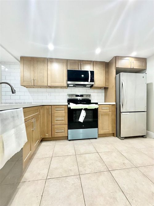 apt-230-8500 Sw 109th Ave, Miami, FL, 33173-4458 | Card Image