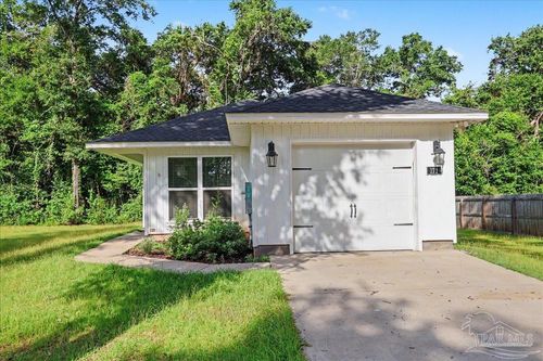 171 Calvert Oaks Dr, Pensacola, FL, 32514-3815 | Card Image