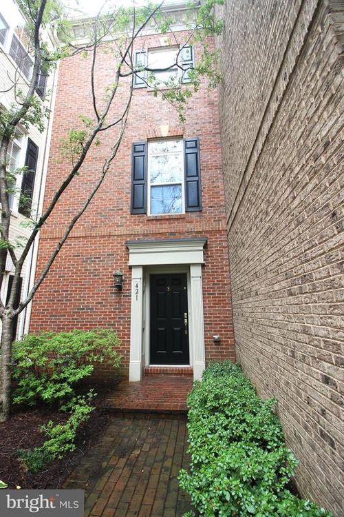 421 N George Mason Dr, ARLINGTON, VA, 22203-2501 | Card Image
