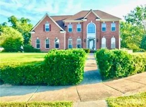 7215 Conifer Cir, Indian Trail, NC, 28079-9528 | Card Image