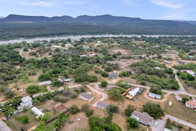 156 Julie Dr, House other with 2 bedrooms, 2 bathrooms and null parking in Kingsland TX | Image 25