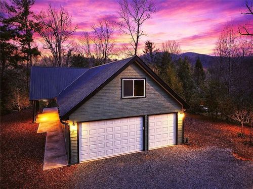 44 Bettis Cir, Ellijay, GA, 30536-9217 | Card Image