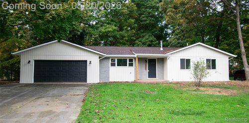 58085 Dulwich, Washington Twp, MI, 48094-2717 | Card Image