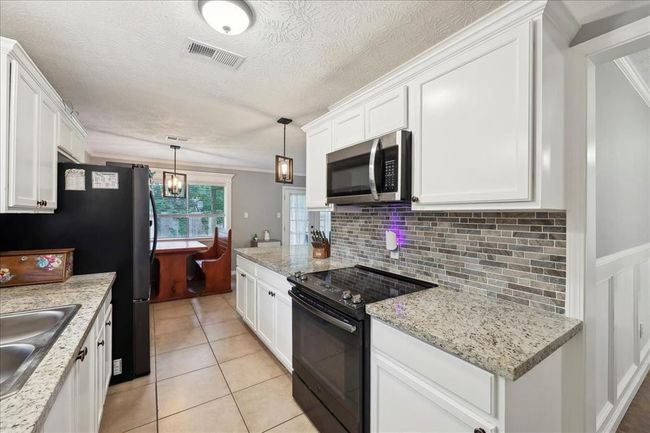 1845 King Arthur Ct, House other with 3 bedrooms, 2 bathrooms and null parking in Orange TX | Image 14