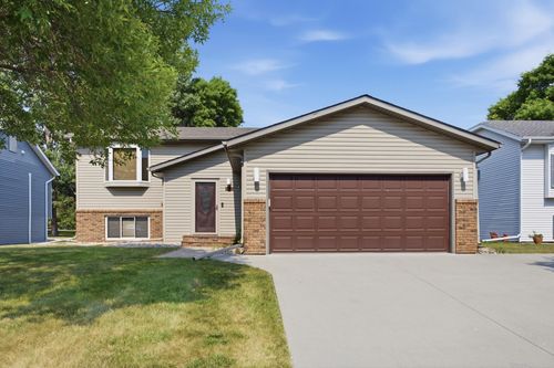 2622 29th Ave S, Moorhead, MN, 56560-5361 | Card Image