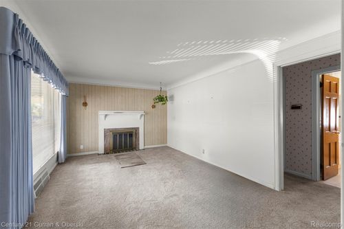 7055 Freda St, Dearborn, MI, 48126-1937 | Card Image