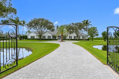 15787 Imperial Point Lane, House other with 4 bedrooms, 4 bathrooms and null parking in Wellington FL | Image 3