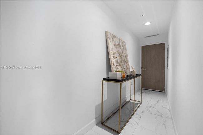 1702 - 601 Ne 27th St, Condo with 2 bedrooms, 2 bathrooms and null parking in Miami FL | Image 17