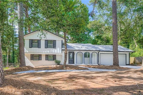 4666 Cedar Ridge Trl, Stone Mountain, GA, 30083-5621 | Card Image