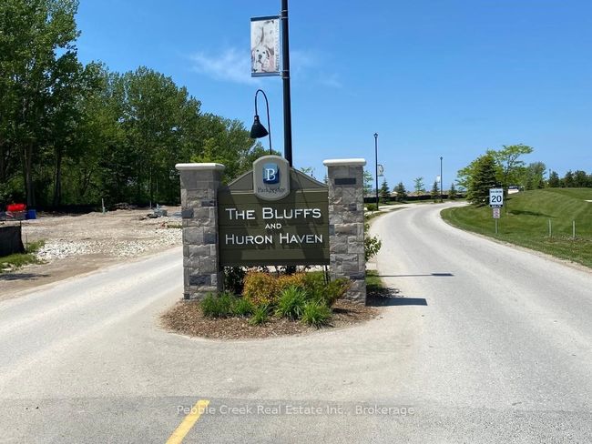 215 Lake Breeze Dr, House other with 2 bedrooms, 2 bathrooms and 2 parking in Goderich ON | Image 38