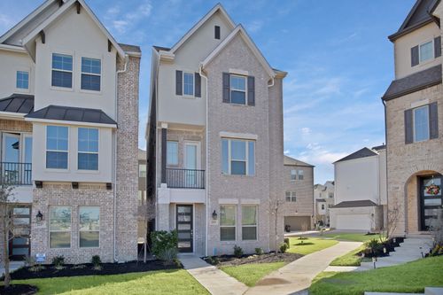 2213 Fort Bliss St, Mesquite, TX, 75149-3117 | Card Image