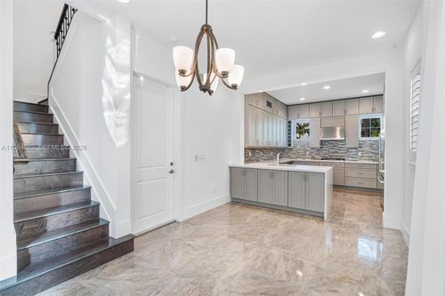 0-1757 Ne 9th St, Fort Lauderdale, FL, 33304-4442 | Card Image