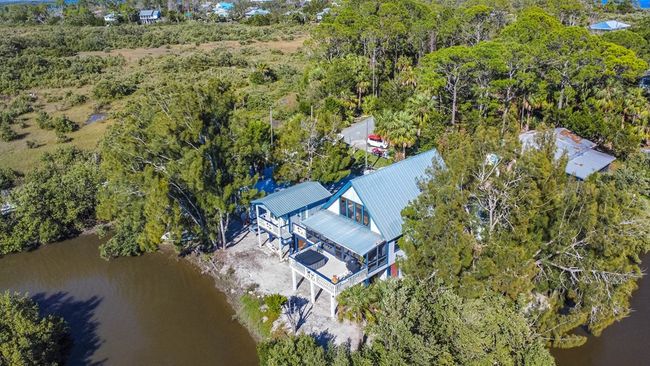 16490 Sw Indiana Ave, House other with 4 bedrooms, 4 bathrooms and null parking in CEDAR KEY FL | Image 81