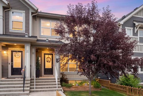 524 Midtown St Sw, Airdrie, AB, T4B4E2 | Card Image