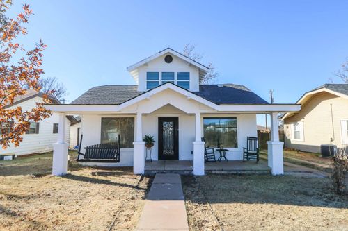 1007 Avenue E, Abernathy, TX, 79311-3049 | Card Image