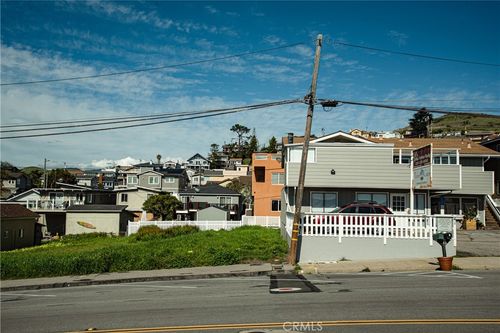 39 S Ocean Ave, Cayucos, CA, 93430 | Card Image