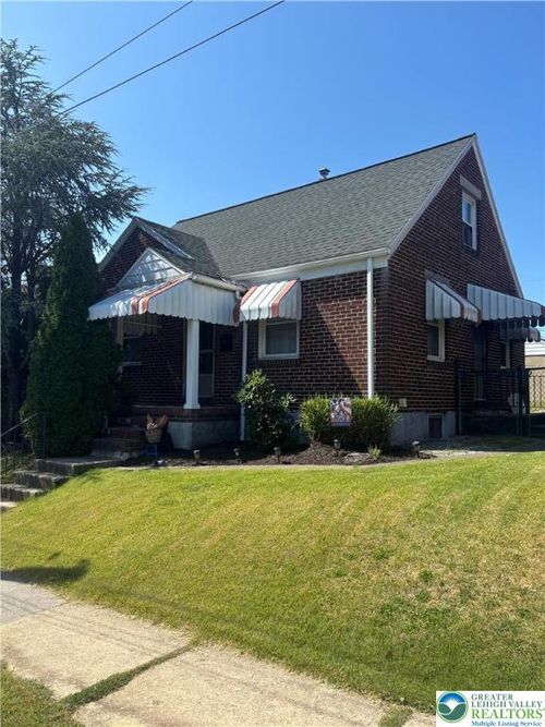 248 5th St, Whitehall, PA, 18052-7134 | Card Image