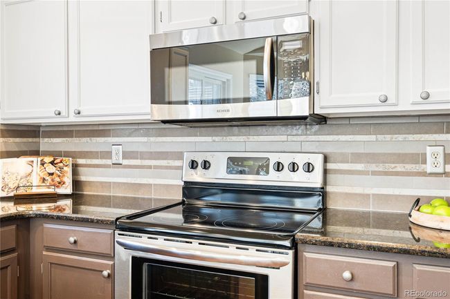 9905 Foxhill Cir, House other with 3 bedrooms, 2 bathrooms and 2 parking in Highlands Ranch CO | Image 12