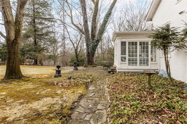 804 Persimmon Rd, House other with 4 bedrooms, 3 bathrooms and 2 parking in Sewickley PA | Image 38