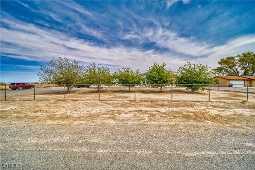 2790 Hacienda St, Pahrump, NV, 89048-6225 | Card Image