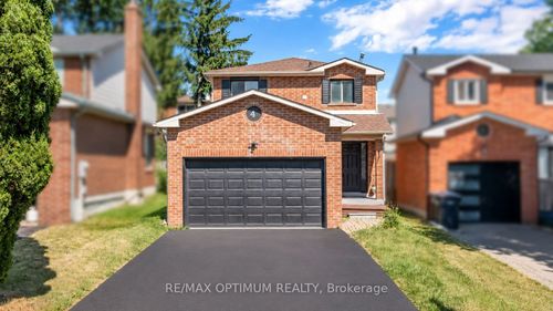 4 Lawnview Crt, Brampton, ON, L6Z1S7 | Card Image