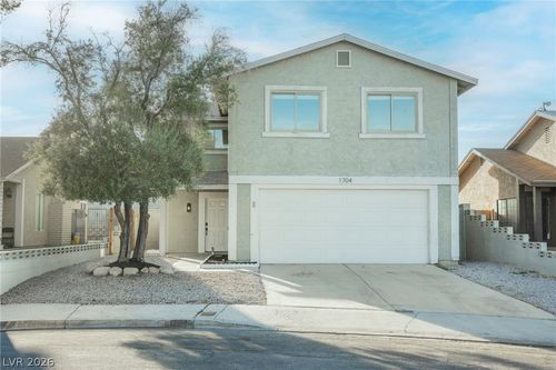 1704 Kismet Cir, Las Vegas, NV, 89108-2717 | Card Image