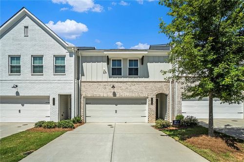 3579 Silvery Way, Powder Springs, GA, 30127-1136 | Card Image