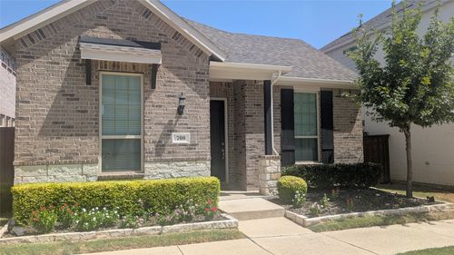 708 Waterbrook Pkwy, Argyle, TX, 76226-2311 | Card Image