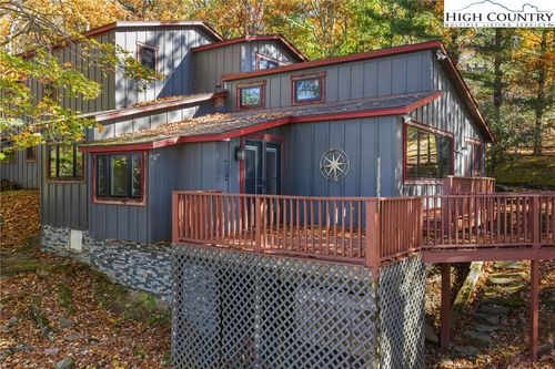 615 Sampson Rd, Boone, NC, 28607-7027 | Card Image