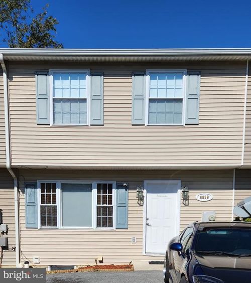 8859 Picadilly Cir, WAYNESBORO, PA, 17268-9297 | Card Image