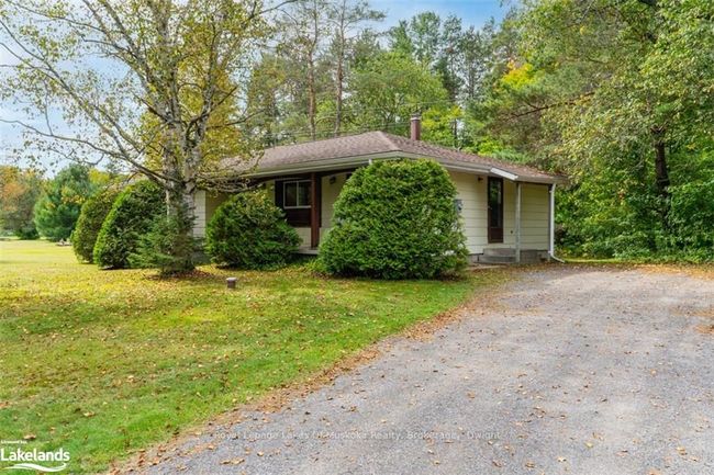 1063 Oxtongue Lake Rd, House other with 3 bedrooms, 1 bathrooms and 6 parking in Dwight ON | Image 6