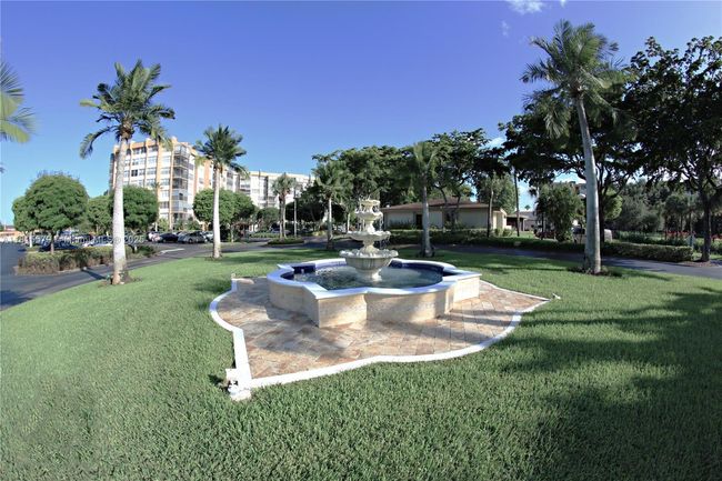 APT-712 - 1100 Saint Charles Pl, Condo with 2 bedrooms, 2 bathrooms and null parking in Pembroke Pines FL | Image 38