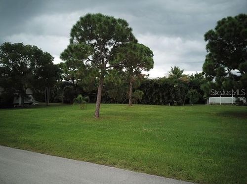 7883 Breakwater Ct, BOKEELIA, FL, 33922-1532 | Card Image