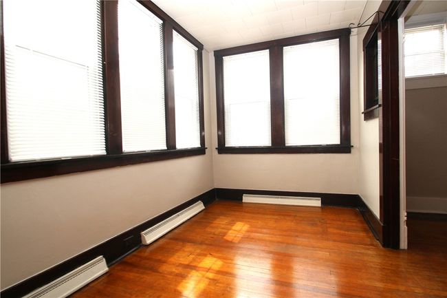 2 - 5127 Liberty Ave, Condo with 2 bedrooms, 1 bathrooms and 2 parking in Bloomfield PA | Image 5