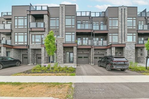 138 Elgin St, Orillia, ON, L3V8P7 | Card Image