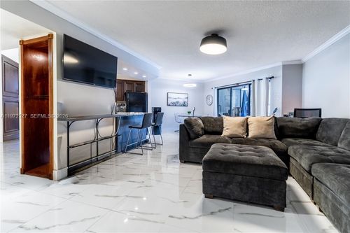 apt-201-6855 W Broward Blvd, Plantation, FL, 33317-3094 | Card Image