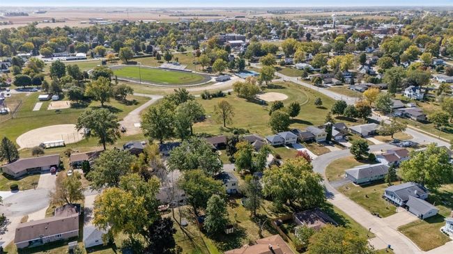 108 Parkview Ct, House other with 3 bedrooms, 2 bathrooms and null parking in Tipton IA | Image 32