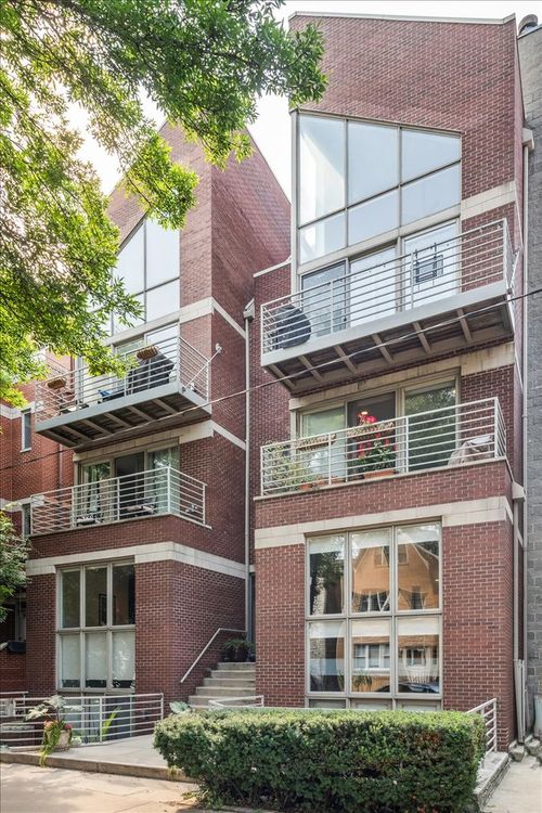apt-3n-854 N Marshfield Ave, Chicago, IL, 60622-7340 | Card Image