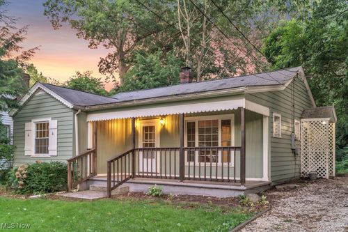 2968 Hayne Rd, Akron, OH, 44312-5034 | Card Image