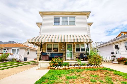 1-223 E Syracuse Ave, Wildwood Crest, NJ, 08260-3551 | Card Image