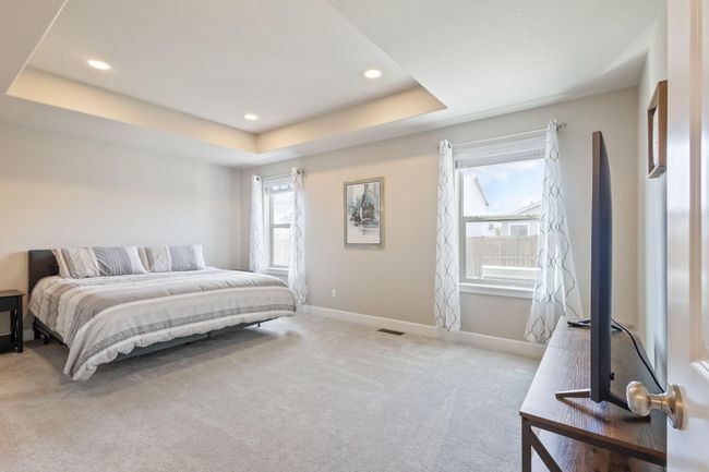 Primary Bedroom | Image 15