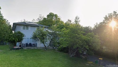 17 Cameo Ridge Rd, Monsey, NY, 10952-2512 | Card Image
