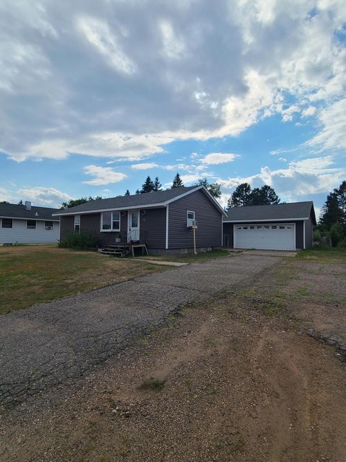 16 Fir Cir, Babbitt, MN, 55706-1220 | Card Image