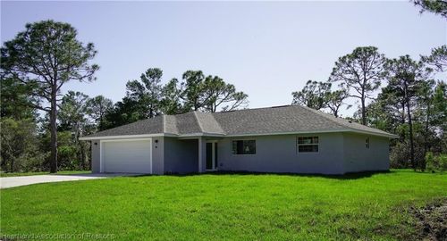 837 Hanover Ave, Sebring, FL, 33872-2717 | Card Image