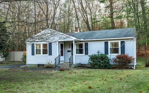 96 Rick Dr, Northampton, MA, 01062-1046 | Card Image