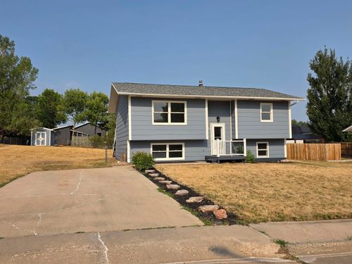 815 S 32nd Street, Spearfish, SD, 57783 | Card Image
