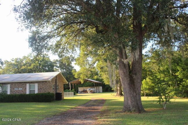 6562 Messer Rd, House other with 3 bedrooms, 2 bathrooms and null parking in Grand Ridge FL | Image 7