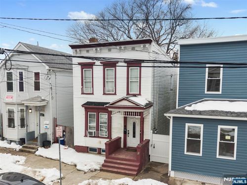 447 17th St, Newark, NJ, 07103-1228 | Card Image